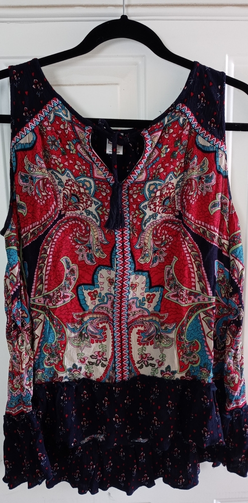 Paisley top